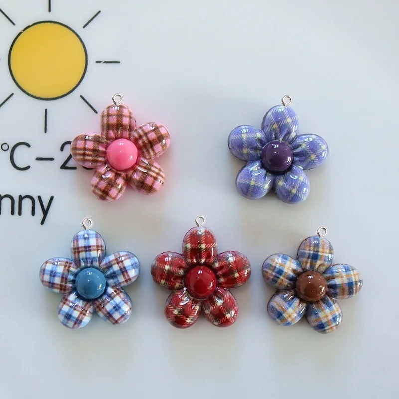 The Art And Craft Of Jewelry - จี้เรซิ่นรูปดอกไม้หวานๆ 10 ชิ้น สำหรับทำเครื่องประดับ ต่างหู พวงกุญแจ