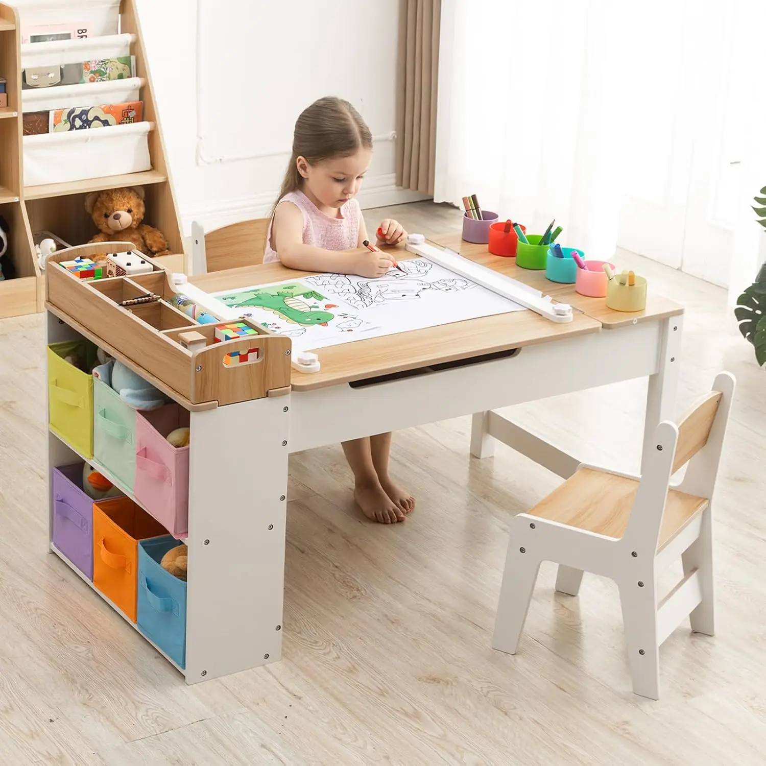 Art Craft Toddlers - ชุดโต๊ะและเก้าอี้สำหรับเด็กพร้อมเก้าอี้ 2 ตัวและถังเก็บของ ขนาด 44 นิ้ว